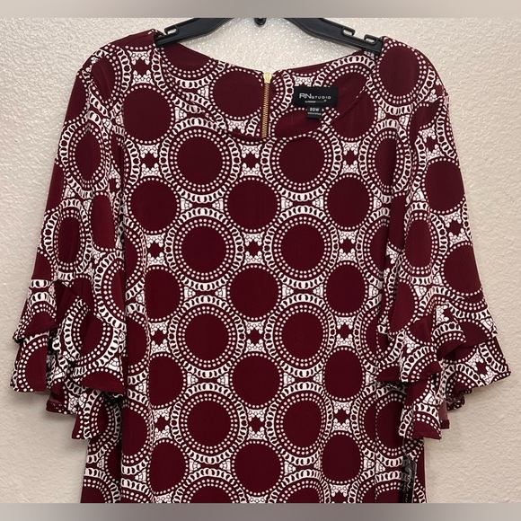 NWT Ronni Nicole Studio Ruffled Sleeves Geometric Print Dress 20W Wine/Ivory - Picture 3 of 7